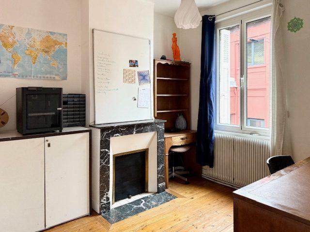 Maison - 94 m² - 6 pièces