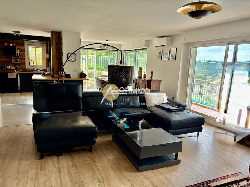 Appartement - 129 m² - 5 pièces