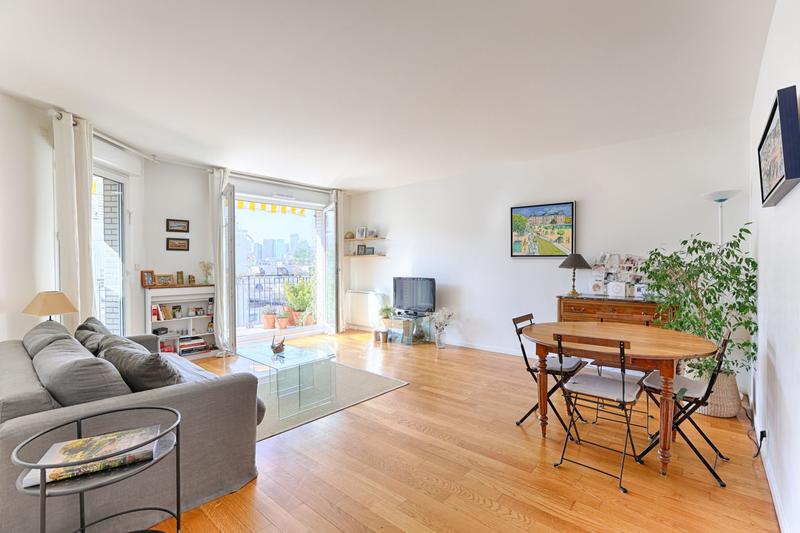 Appartement - 90 m² - 4 pièces