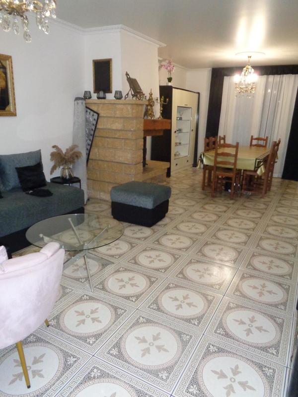 Maison - 130 m² - 7 pièces