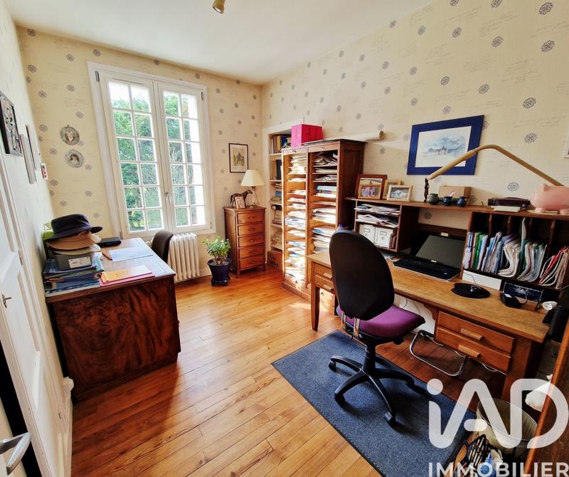 Maison - 222 m² - 12 pièces