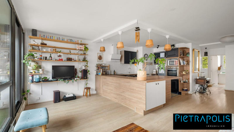 Appartement - 81 m² - 4 pièces