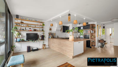 Appartement - 81 m² - 4 pièces
