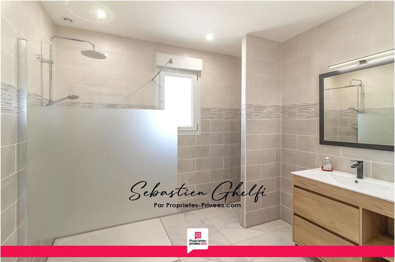 Maison - 93 m² - 5 pièces