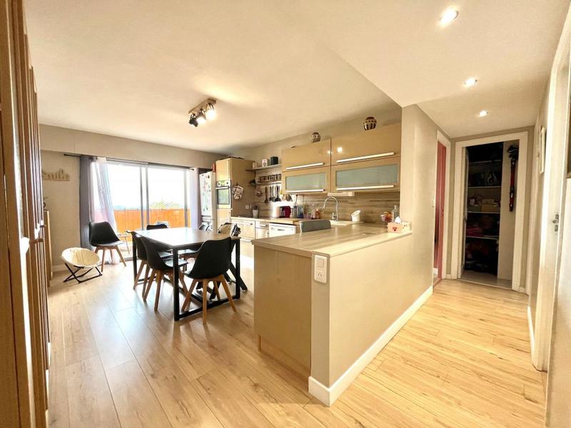 Appartement - 73 m² - 4 pièces