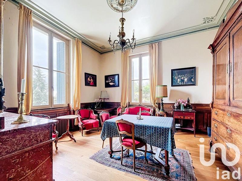 Maison - 402 m² - 12 pièces