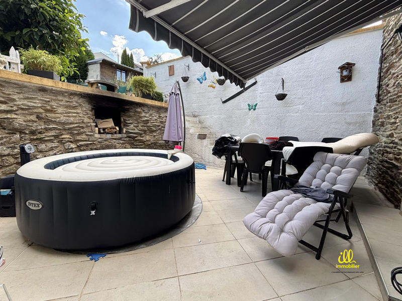 Maison - 135 m² - 8 pièces