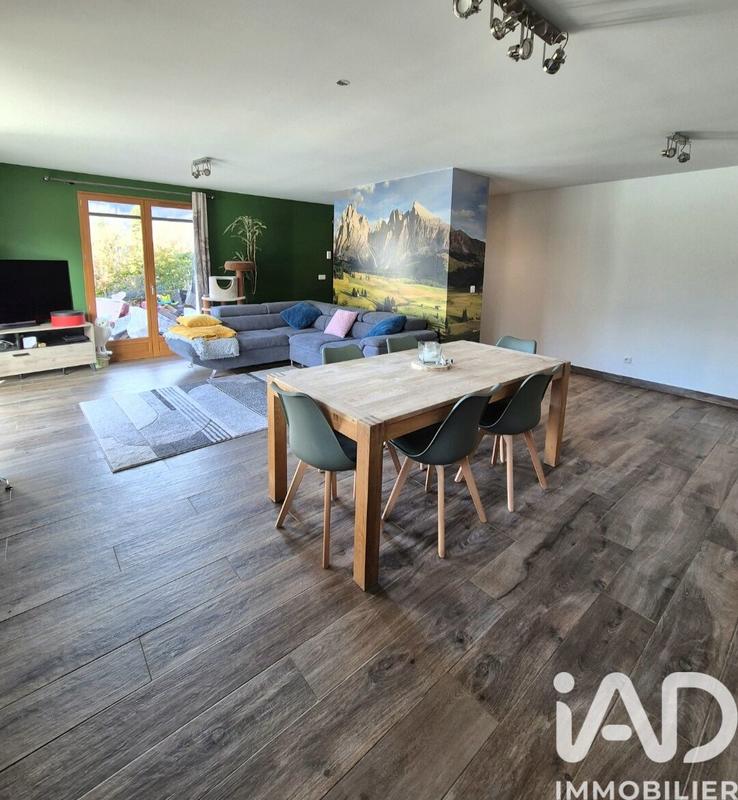 Maison - 103 m² - 4 pièces