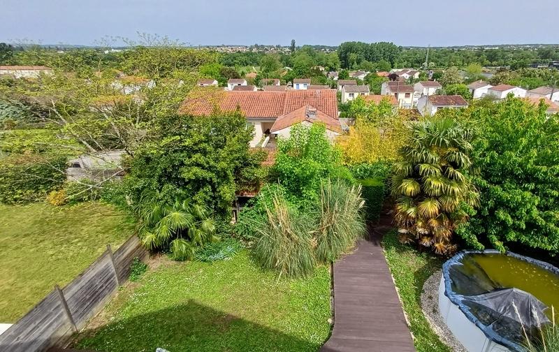 Maison de ville - 200 m² - 9 pièces