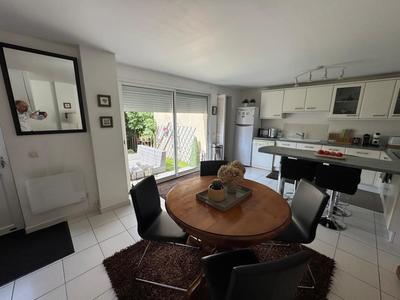 Maison ancienne - 255 m² - 10 pièces