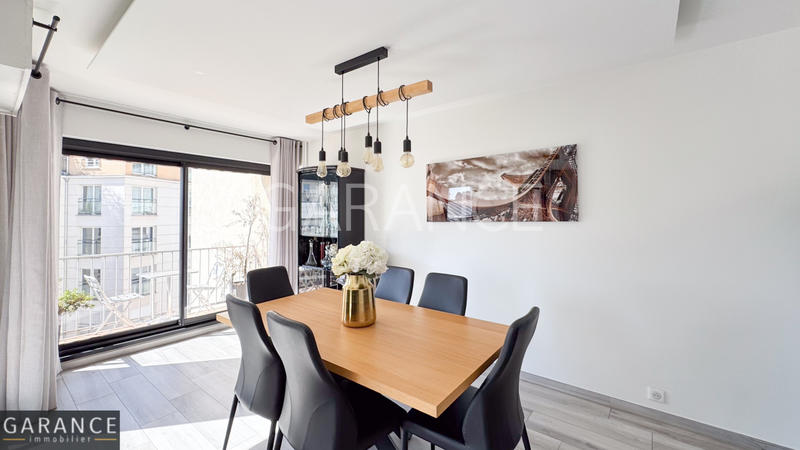 Appartement - 95 m² - 4 pièces