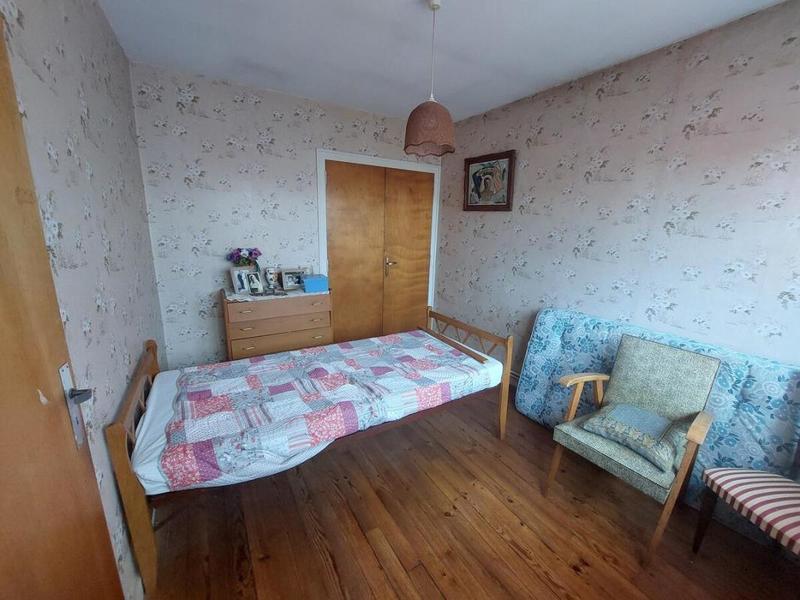 Maison - 107 m² - 7 pièces