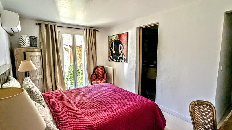 Maison - 190 m² - 8 pièces