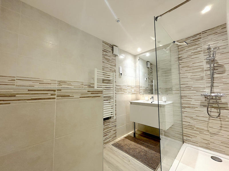 Maison - 92 m² - 5 pièces