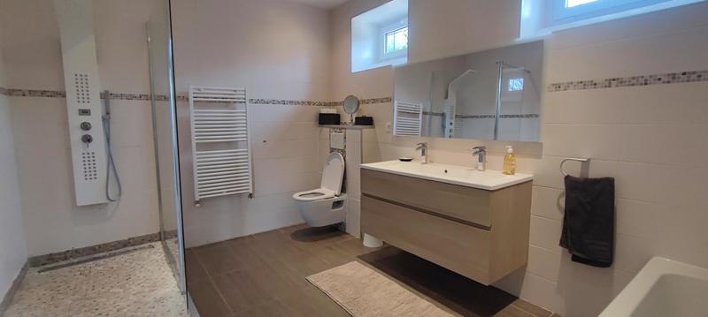 Maison - 187 m² - 5 pièces