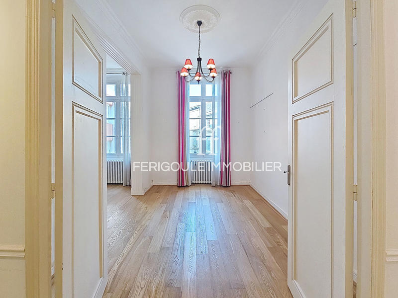 Appartement - 135 m² - 5 pièces