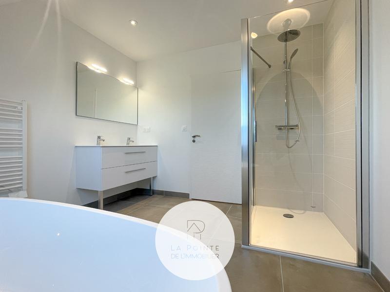 Maison - 147 m² - 7 pièces