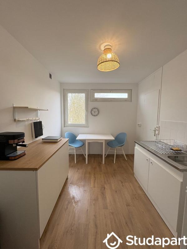 Chambre - 12 m² - 1 pièce