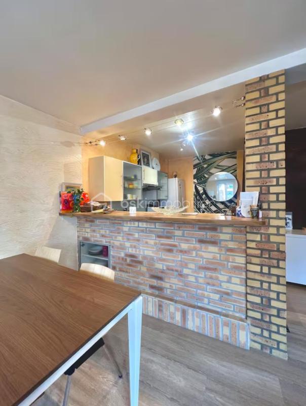 Maison de ville - 65 m² - 4 pièces