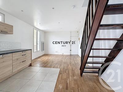 Duplex - 44 m² - 3 pièces