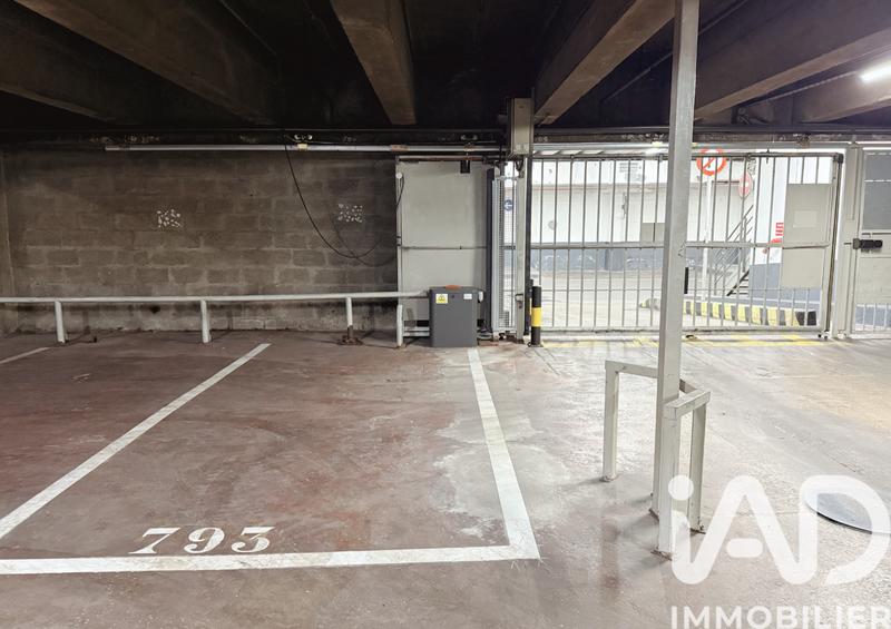 Parking - 700 m²
