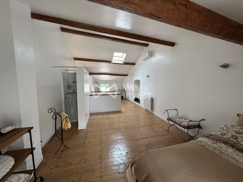 Maison - 185 m² - 10 pièces