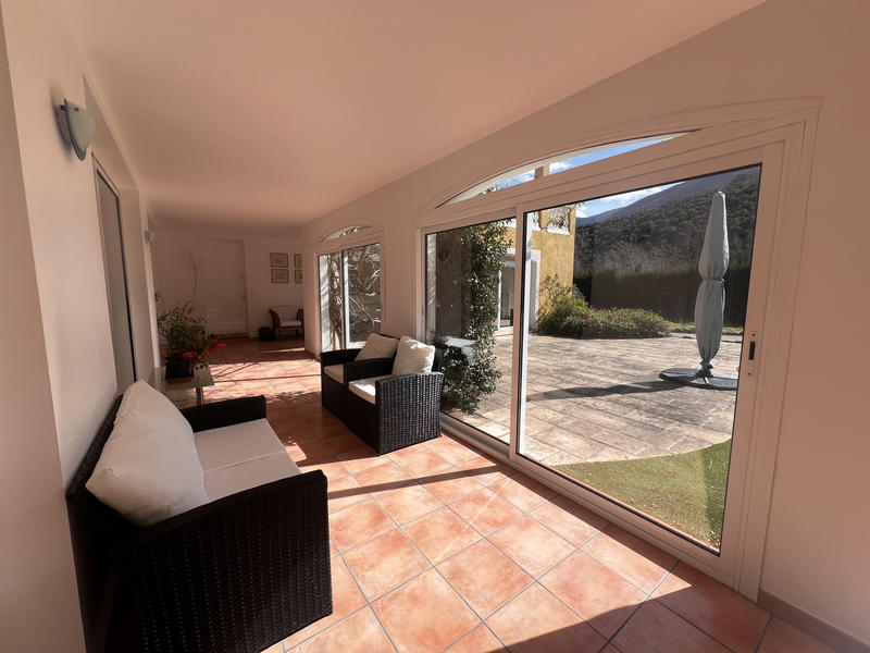 Maison - 310 m² - 5 pièces