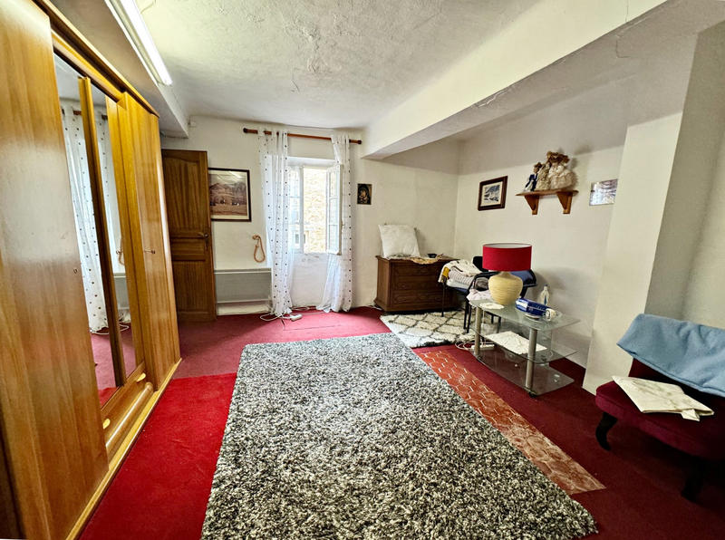 Maison - 140 m² - 4 pièces