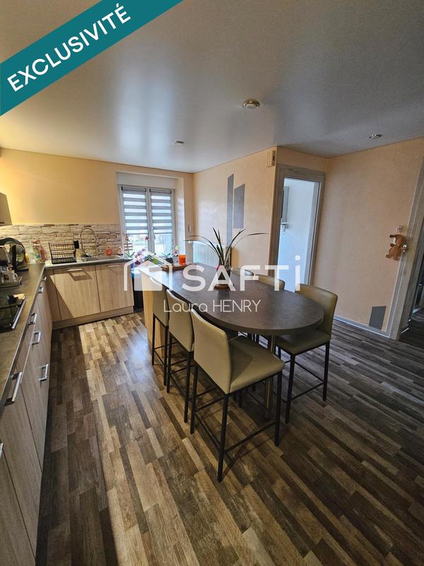 Maison - 215 m² - 7 pièces