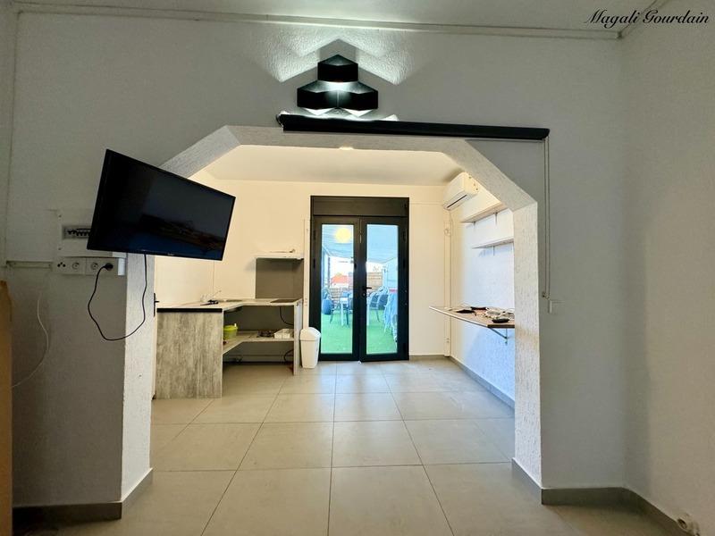 Propriété - 180 m² - 6 pièces