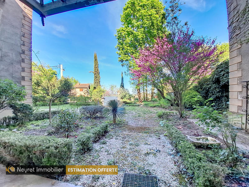 Château - 553 m² - 14 pièces