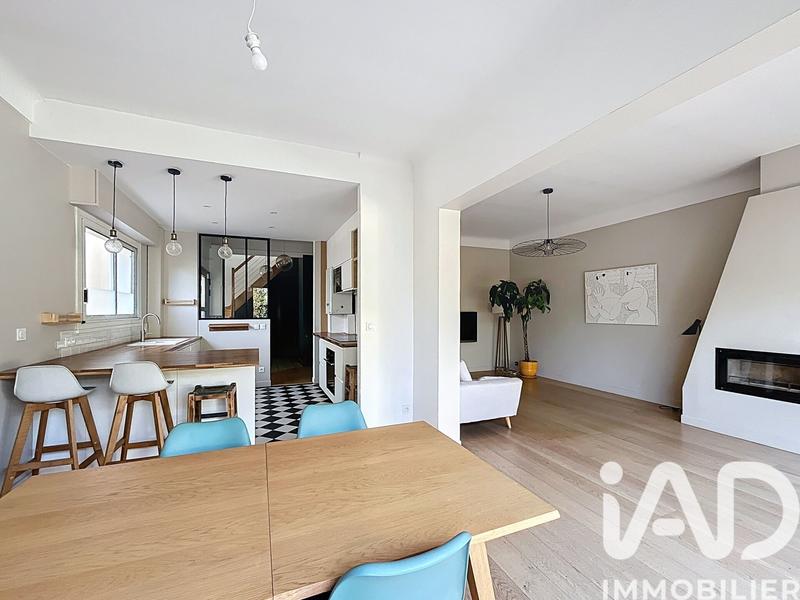 Maison - 165 m² - 5 pièces