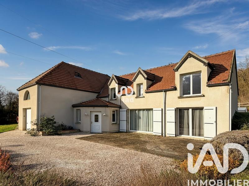 Maison - 155 m² - 7 pièces