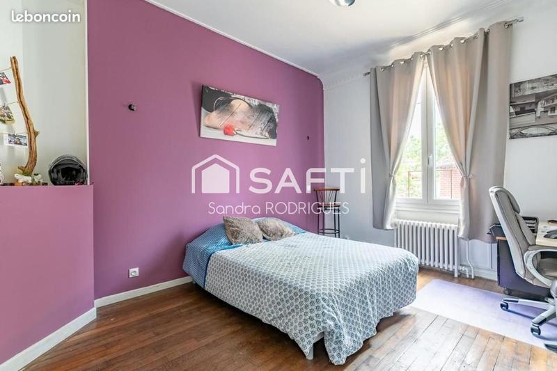 Maison - 160 m² - 8 pièces