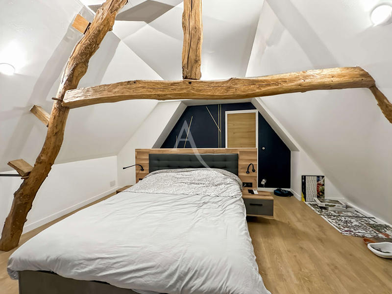 Maison - 175 m² - 8 pièces