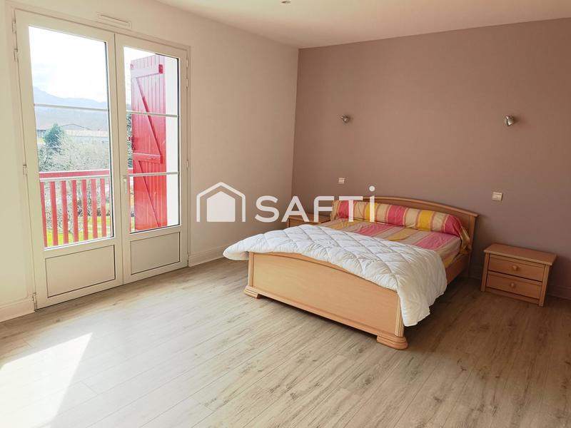 Villa - 650 m² - 11 pièces