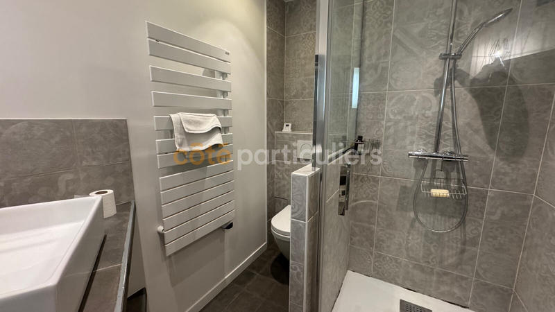 Appartement - 104 m² - 4 pièces