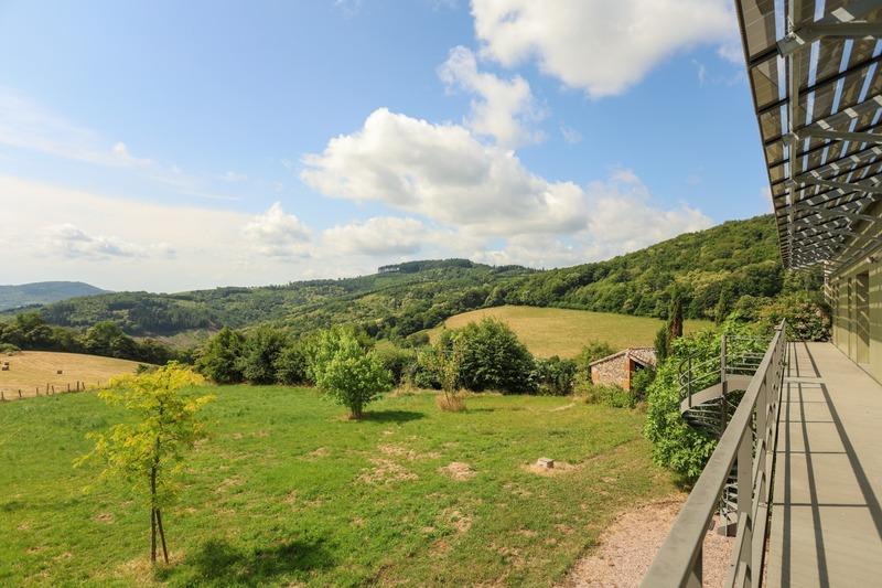 Villa - 225 m² - 7 pièces