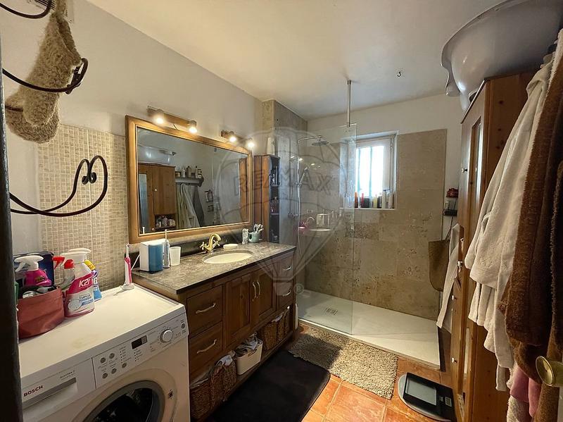 Maison - 174 m² - 10 pièces