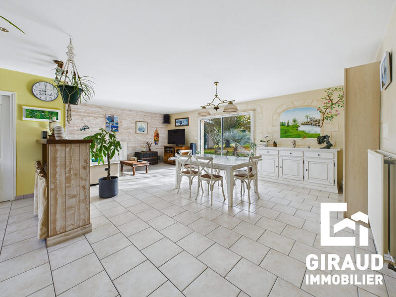 Maison - 103 m² - 5 pièces