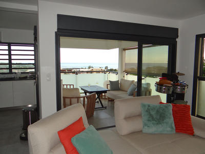 Appartement - 80 m² - 3 pièces