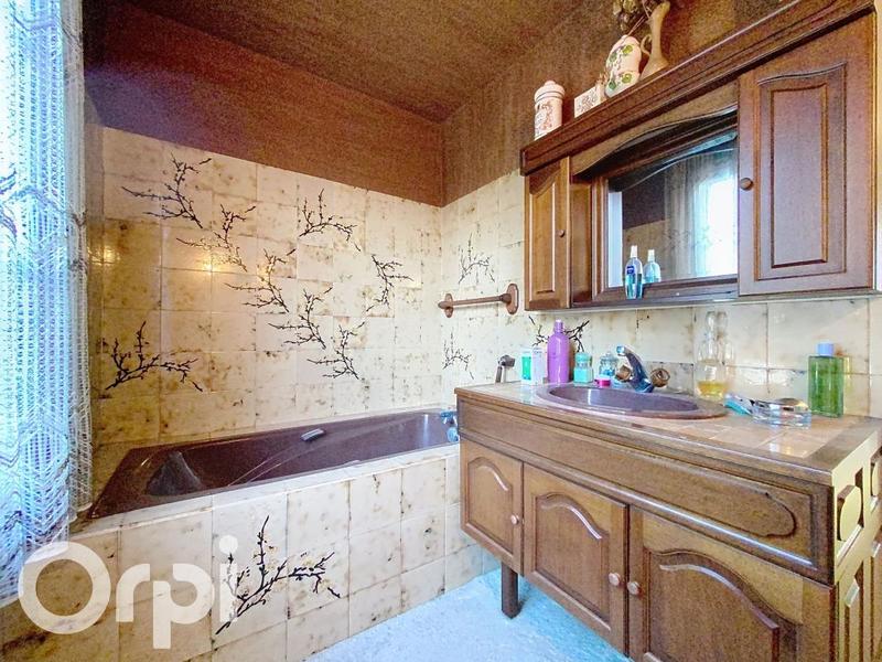 Maison - 160 m² - 6 pièces