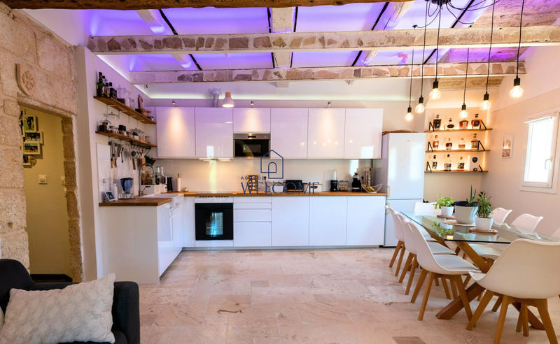 Maison - 104 m² - 4 pièces