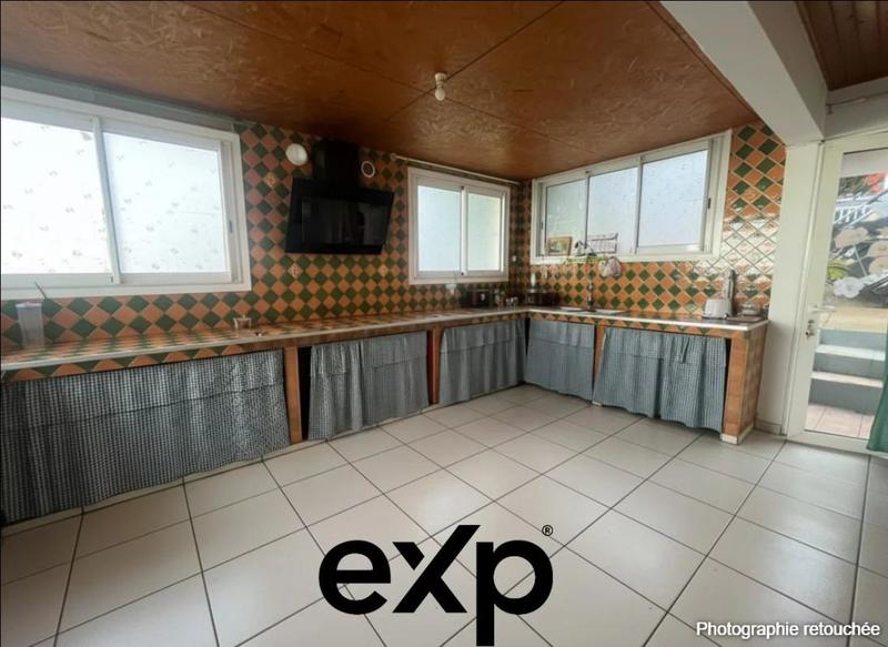 Maison - 150 m² - 8 pièces