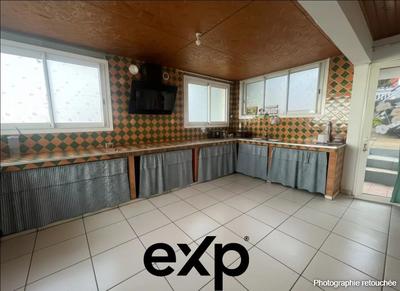 Maison - 150 m² - 8 pièces