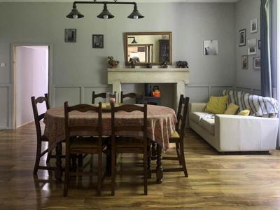 Maison - 439 m² - 8 pièces