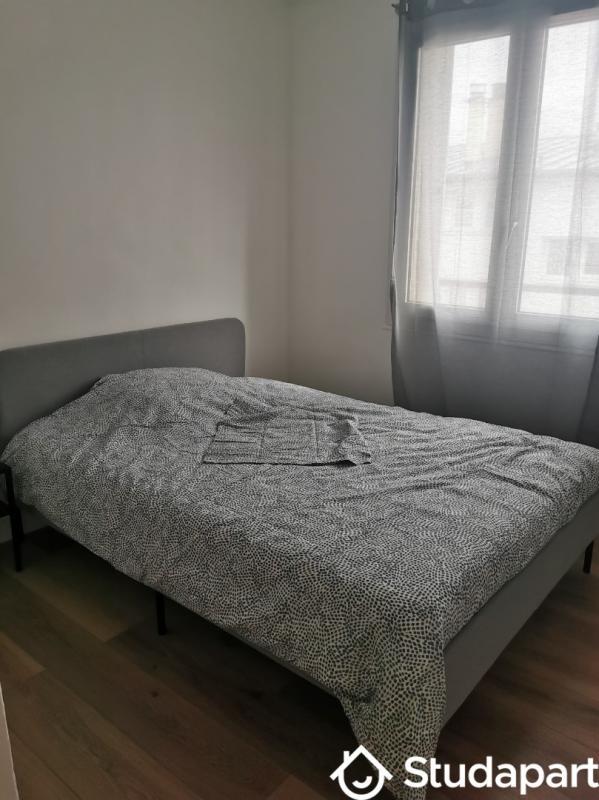 Chambre - 11 m² - 1 pièce