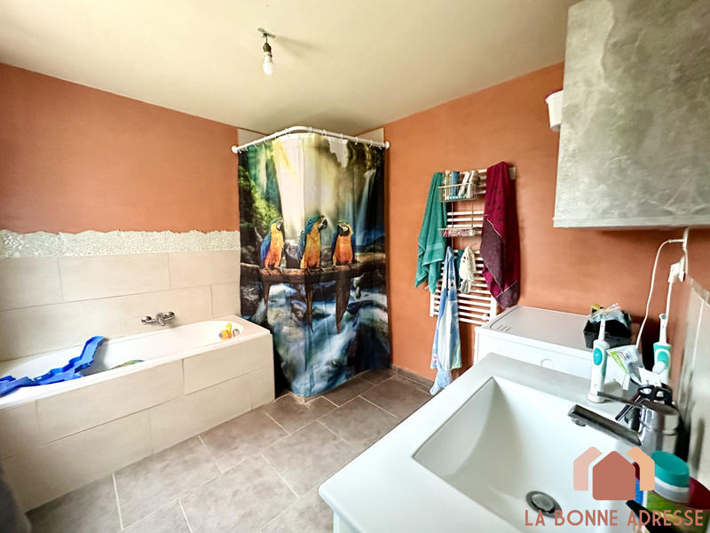 Maison - 92 m² - 4 pièces