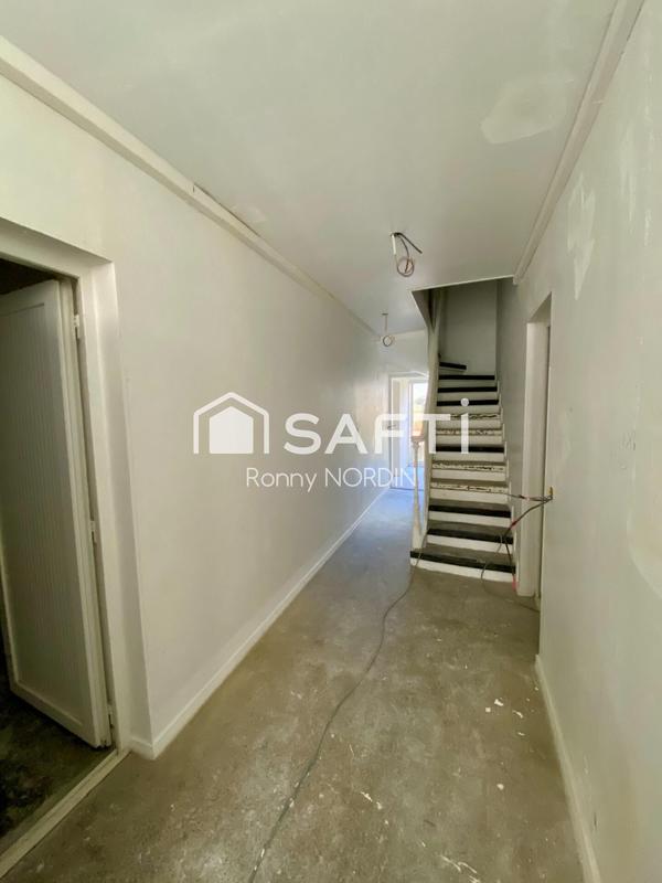 Maison - 225 m² - 7 pièces