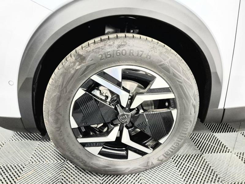 Peugeot 2008 II Hybrid 145 e-Dcs6 Allure